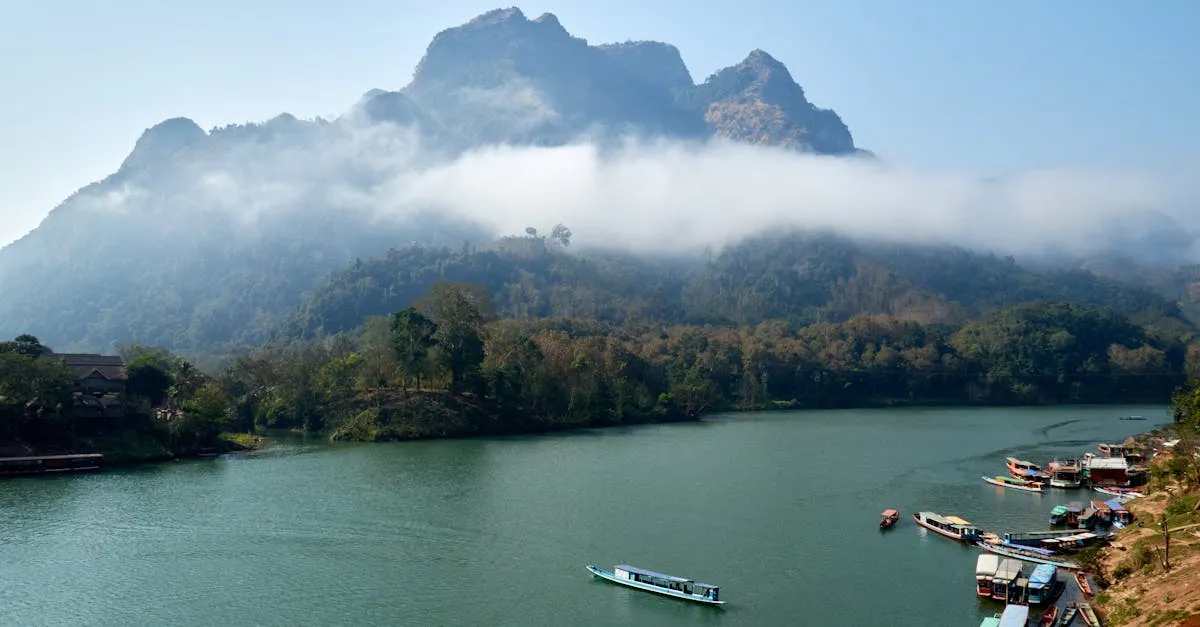 Nong Khiaw river village