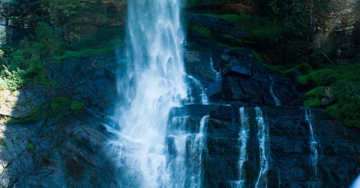 Bambarakanda Falls